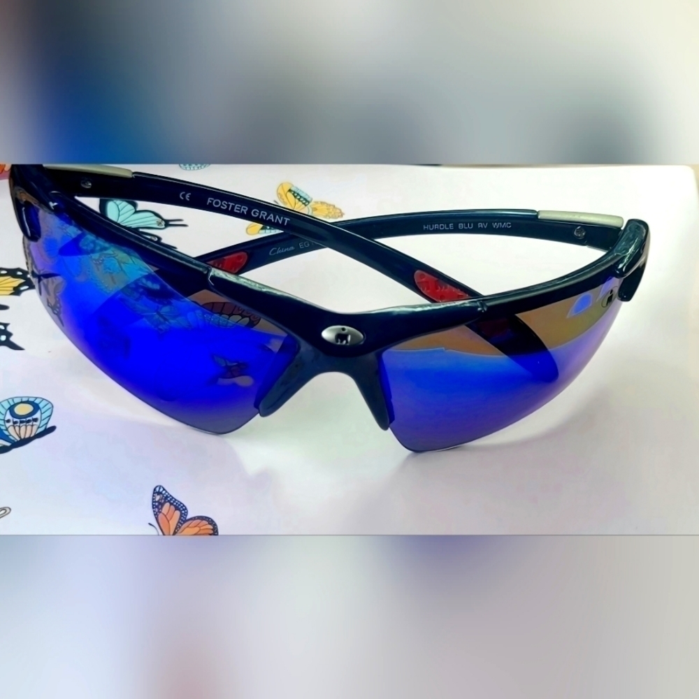 Foster Grant ironman  hurole blu sunglasses